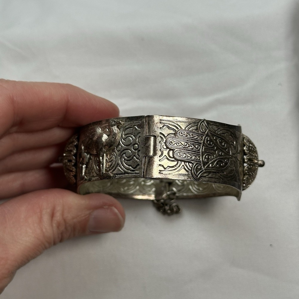 Vtg Middle Eastern Silver Plated Hinged Bangle Br… - image 5